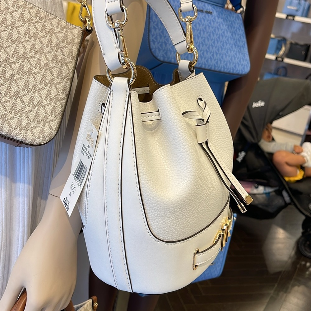 MICHAEL KORS 
Reed Medium Pebbled Leather Bucket Bag Satchel Crossbody Handbag - Picture 16 of 16